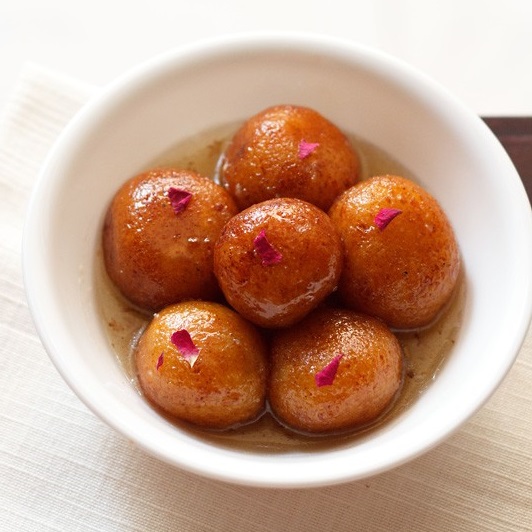 Gulab jamoon